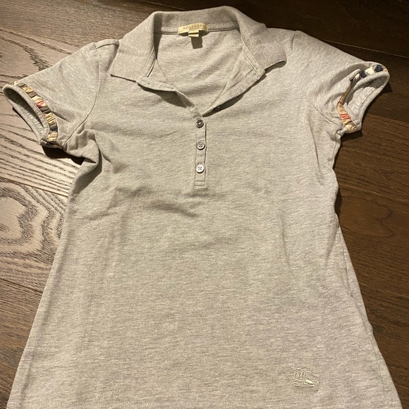 Womens Burberry polo shirt , grey - EUC - size XS - Picture 1 of 1